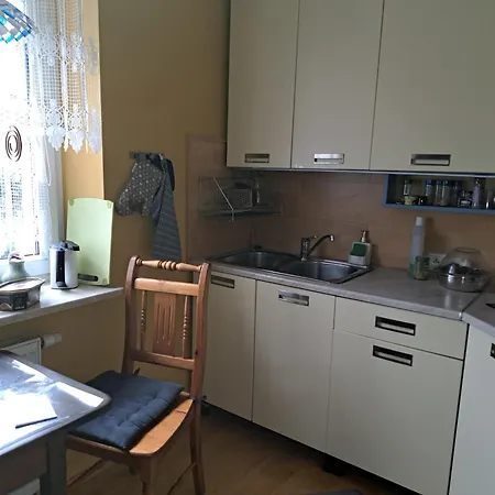 W Domu Z Oranzeria I Sniadaniem Glamping Breslavia