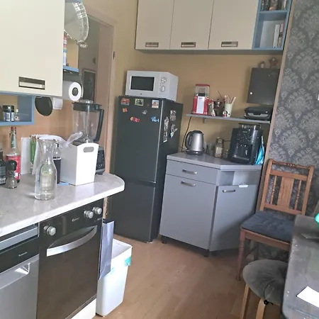 W Domu Z Oranzeria I Sniadaniem