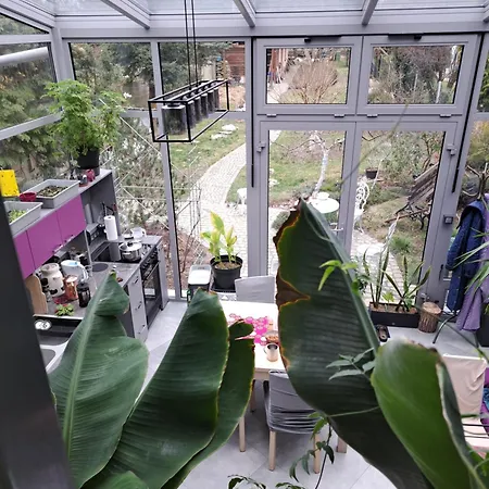 Luxury tent W Domu Z Oranzeria I Sniadaniem