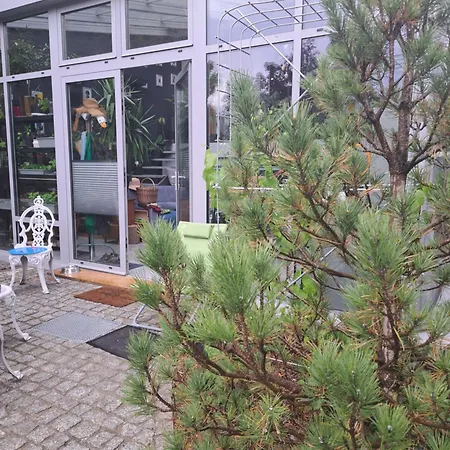 Lüks kamp alanı W Domu Z Oranzeria I Sniadaniem *