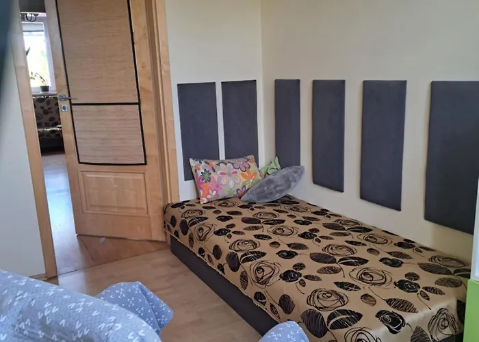 W Domu Z Oranzeria I Sniadaniem Wrocław